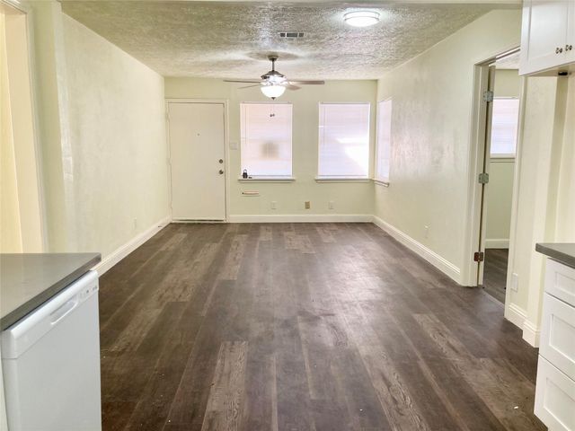 10124 Homestead, Houston, TX 77016