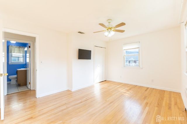 2 Hilltop Avenue, Sayreville, NJ 08879