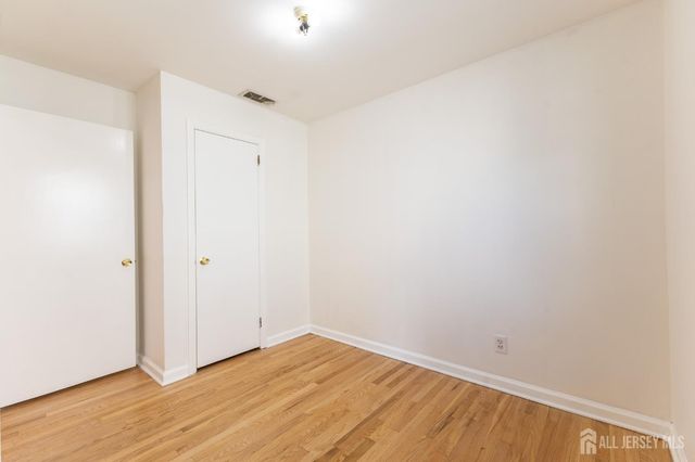 2 Hilltop Avenue, Sayreville, NJ 08879