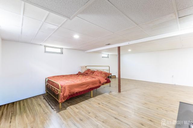 2 Hilltop Avenue, Sayreville, NJ 08879