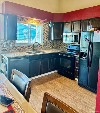 20927 Kelly Place, Denver, CO 80249