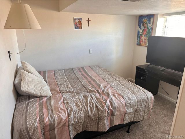 20927 Kelly Place, Denver, CO 80249