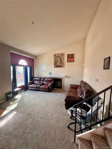 20927 Kelly Place, Denver, CO 80249