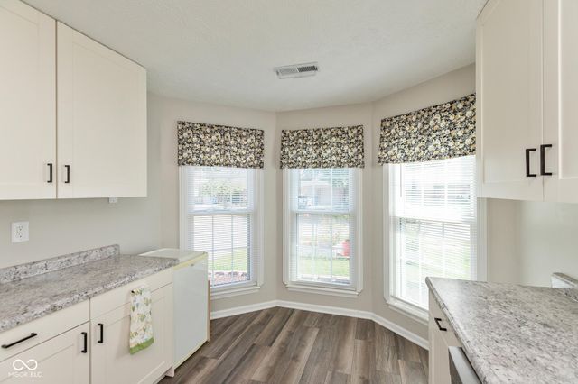 9456 Charter Drive, Indianapolis, IN 46250