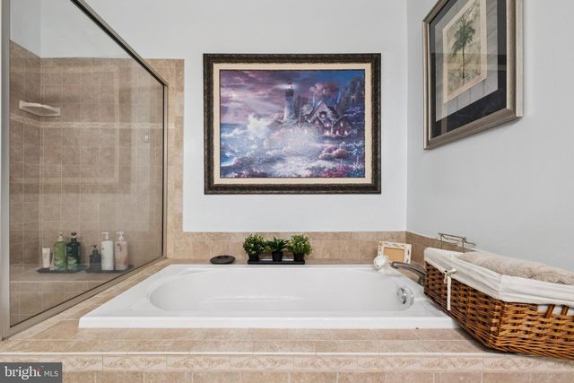 309 CARSON TER, Huntingdon Valley, PA 19006