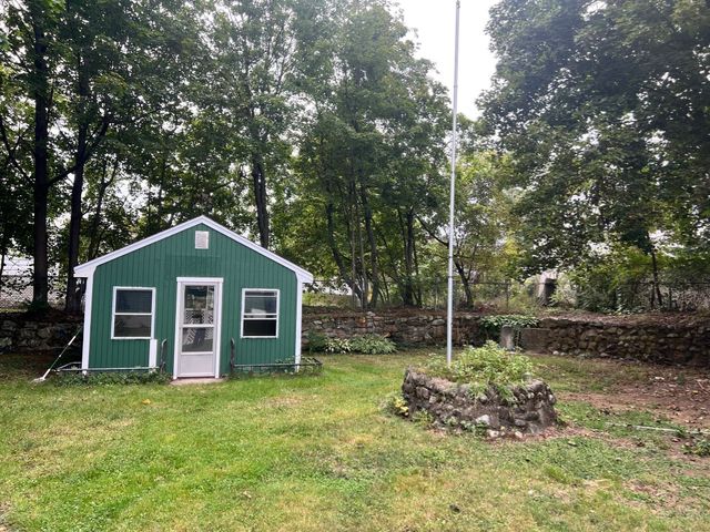 18 Hurley Ave, Dracut, MA 01826