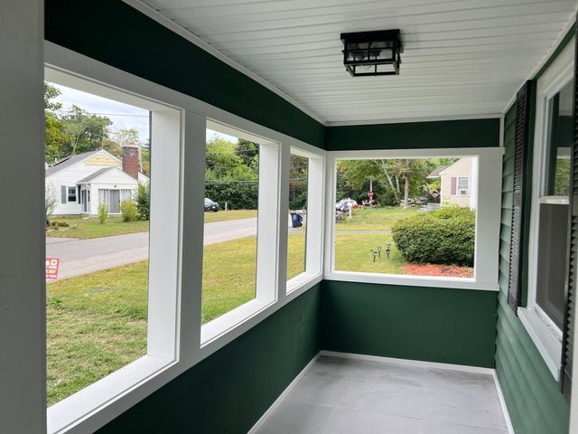 18 Hurley Ave, Dracut, MA 01826