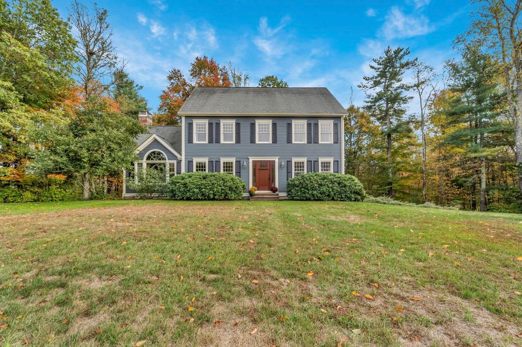 24 Madison Avenue, Kingston, NH 03848