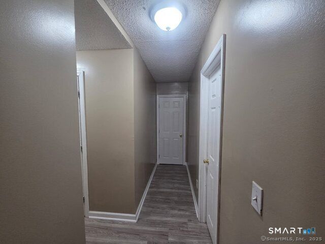 63 Seyms Street 3rd Floor, Hartford, CT 06120