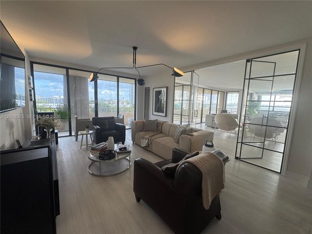 11113 Biscayne Blvd 558, Miami, FL 33181