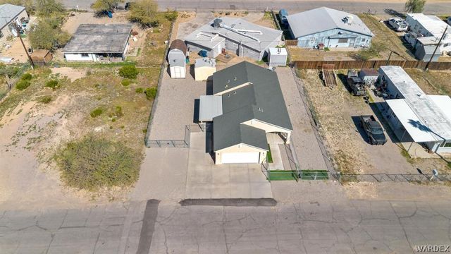941 Sandy Beach Drive, Bullhead City, AZ 86442