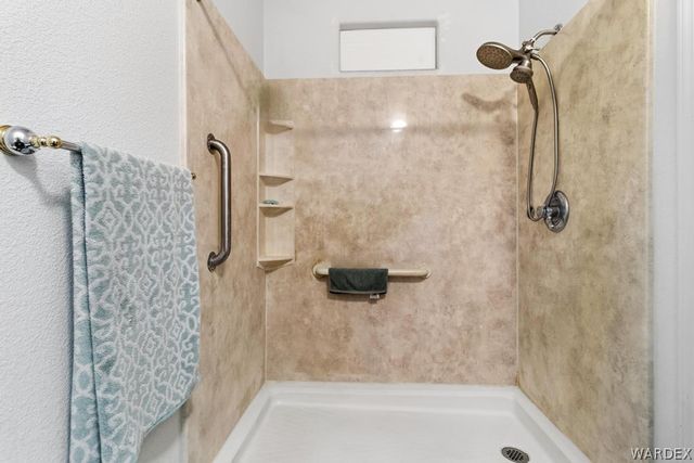 941 Sandy Beach Drive, Bullhead City, AZ 86442