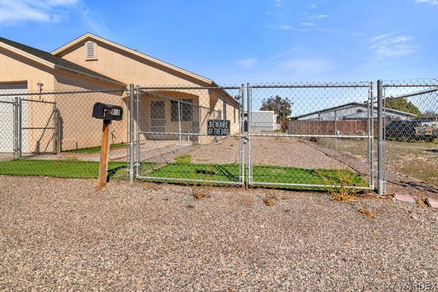 941 Sandy Beach Drive, Bullhead City, AZ 86442