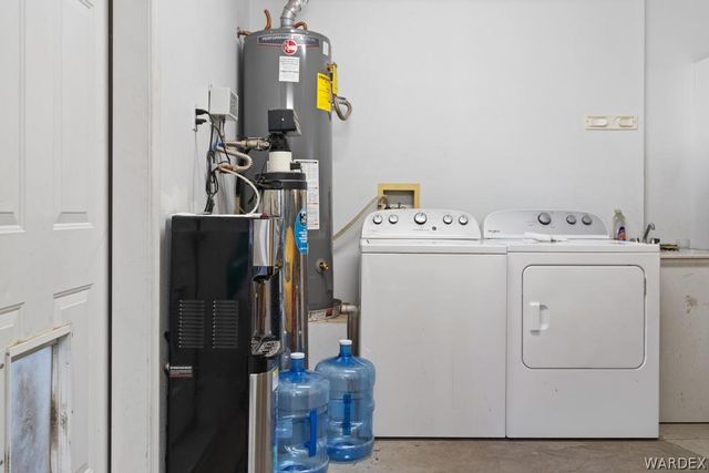 941 Sandy Beach Drive, Bullhead City, AZ 86442