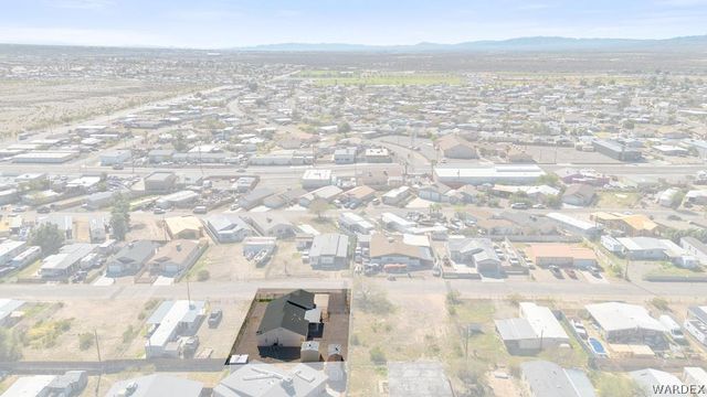 941 Sandy Beach Drive, Bullhead City, AZ 86442