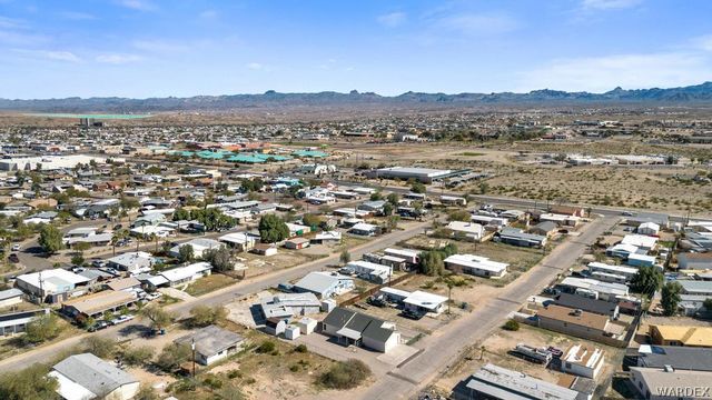 941 Sandy Beach Drive, Bullhead City, AZ 86442