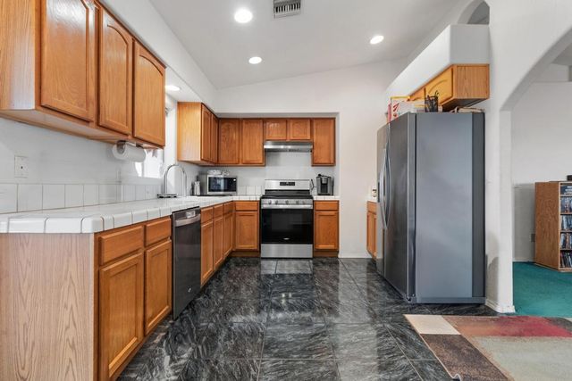 941 Sandy Beach Drive, Bullhead City, AZ 86442