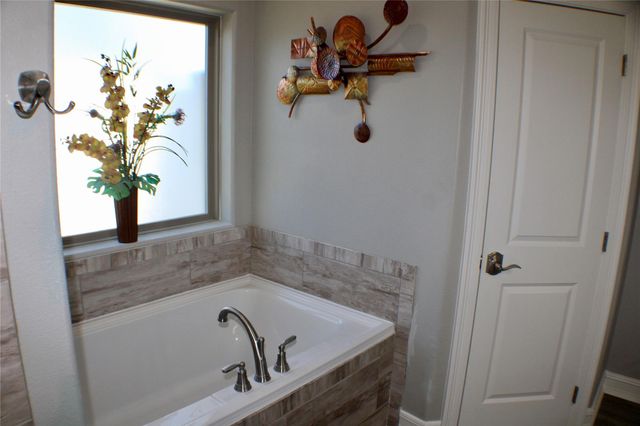 5305 Wheeler Road, Lumberton, TX 77657