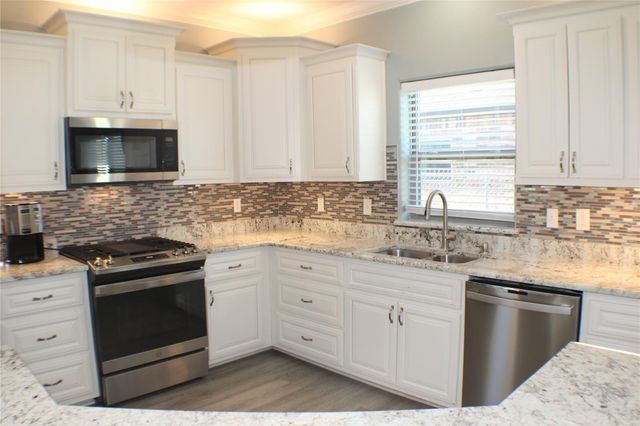 5305 Wheeler Road, Lumberton, TX 77657