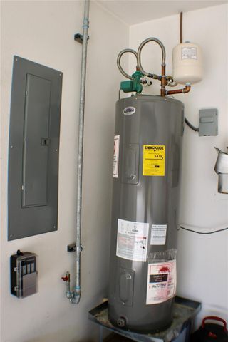 5305 Wheeler Road, Lumberton, TX 77657