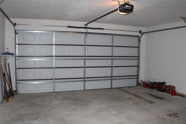 5305 Wheeler Road, Lumberton, TX 77657