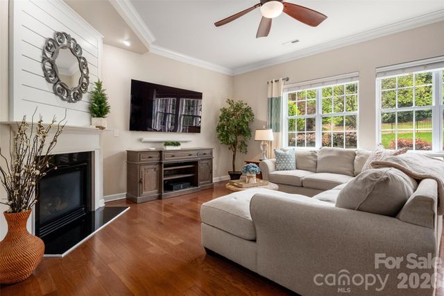 10322 Paxton Run Road, Charlotte, NC 28277