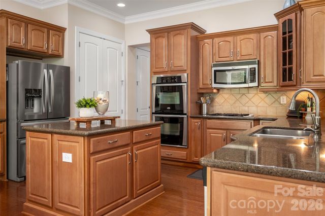 10322 Paxton Run Road, Charlotte, NC 28277