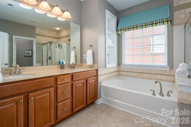 10322 Paxton Run Road, Charlotte, NC 28277