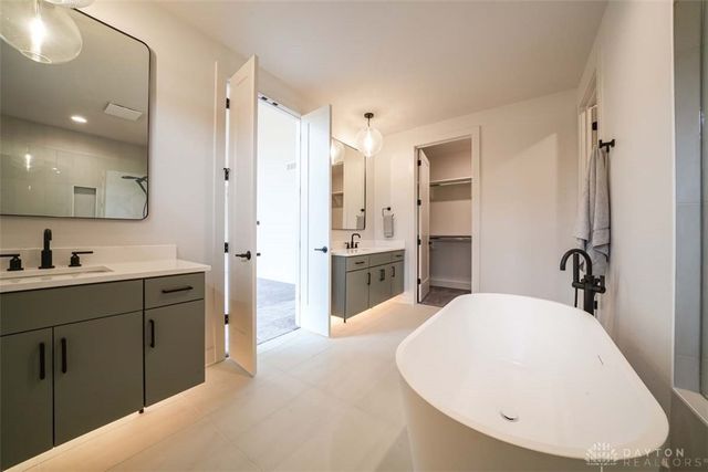 4870 Bunnell Hill Road, Lebanon, OH 45036