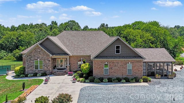 5702 Army Road, Marshville, NC 28103