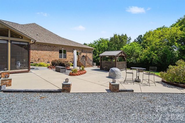 5702 Army Road, Marshville, NC 28103