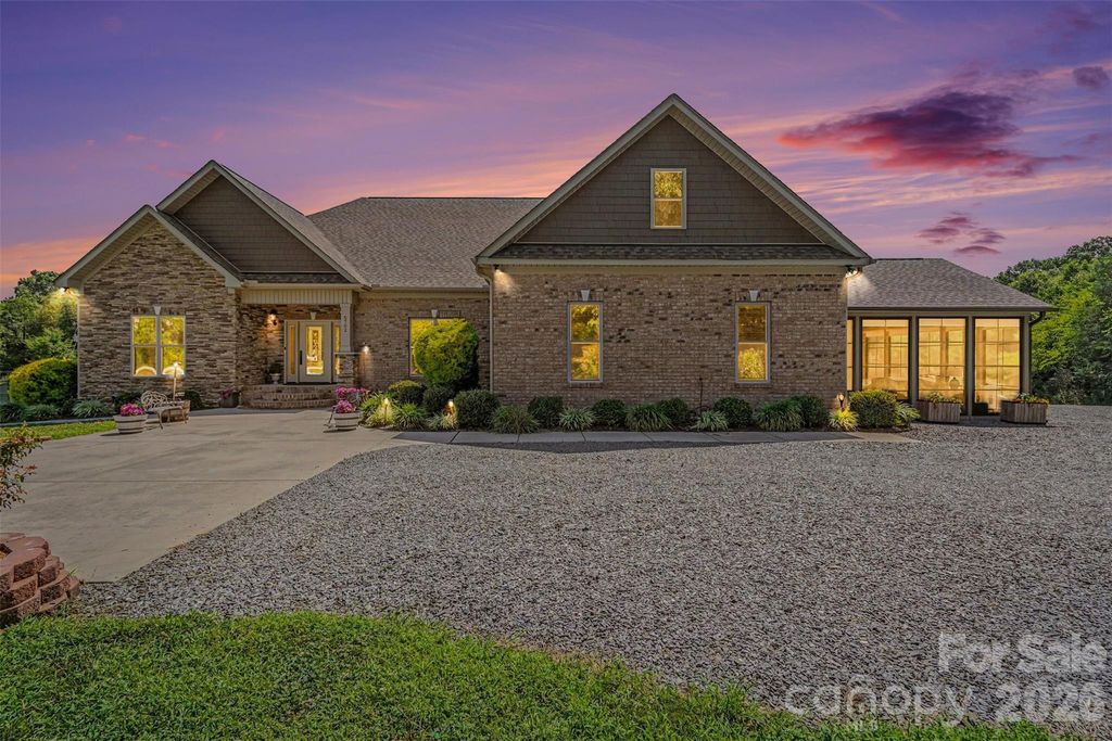 5702 Army Road, Marshville, NC 28103