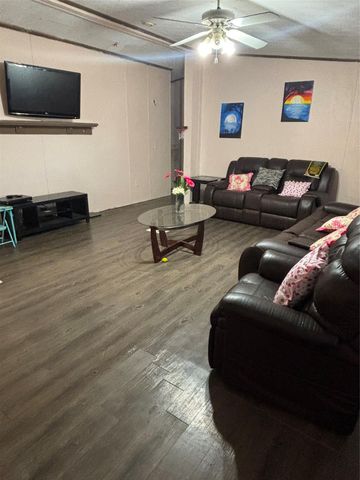 2626 Fm 1854, Dale, TX 78616