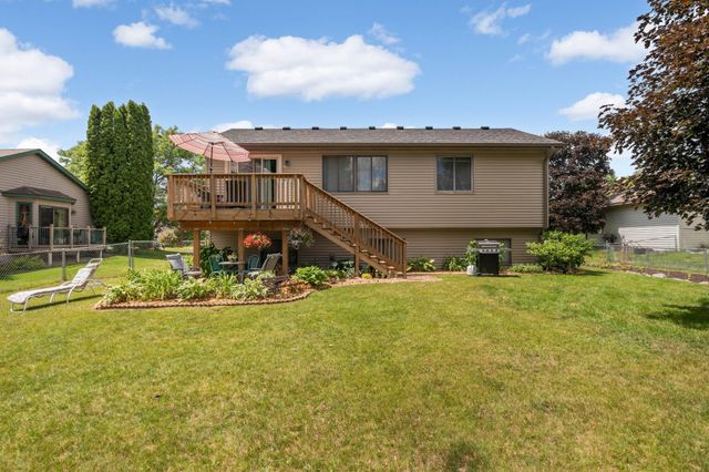 18181 Ironton Street NW, Elk River, MN 55330