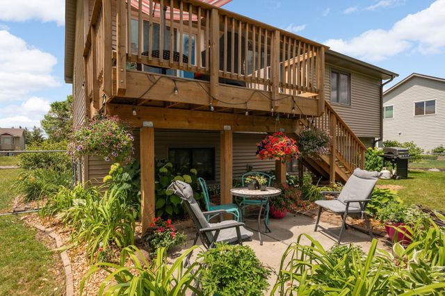 18181 Ironton Street NW, Elk River, MN 55330
