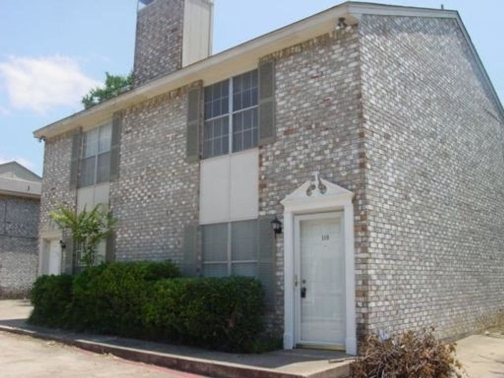110 Graystone Place, Duncanville, TX 75137