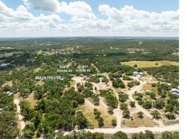 501 Twin Oaks TRL, Dripping Springs, TX 78620
