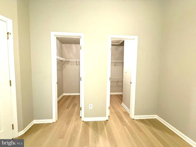 8 DIAMOND HILL CT, Germantown, MD 20874