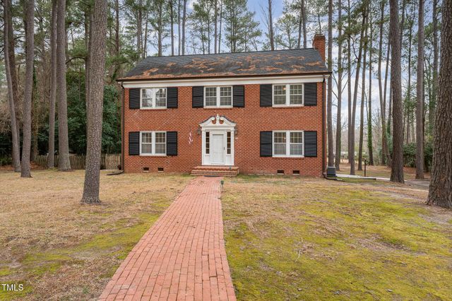 636 Palmer Drive, Sanford, NC 27330