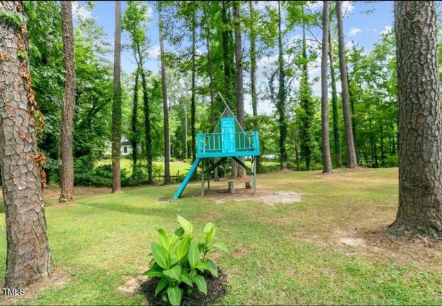636 Palmer Drive, Sanford, NC 27330