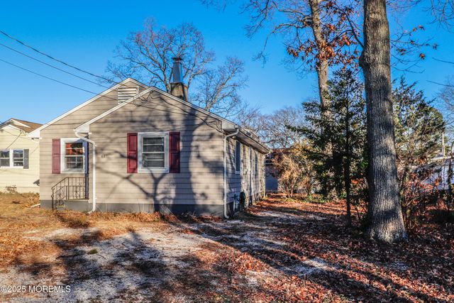 61 Reservation Row, Brick, NJ 08723