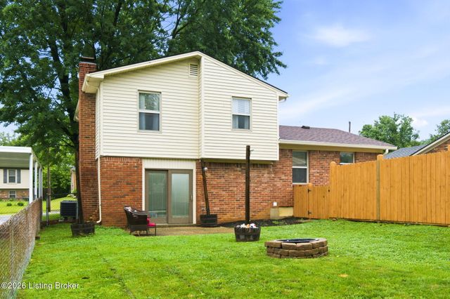 10208 El Ventoso Ct, Louisville, KY 40291