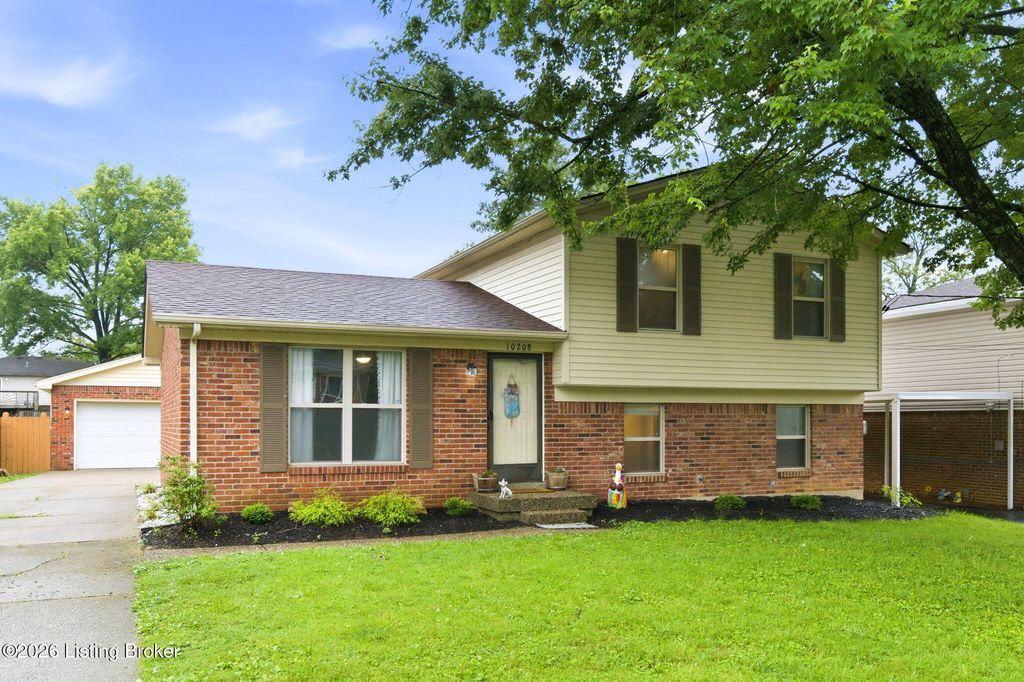 10208 El Ventoso Ct, Louisville, KY 40291