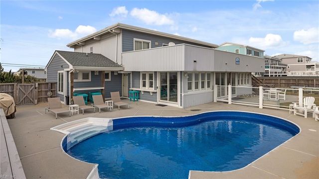 3400 Sandfiddler RD, Virginia Beach, VA 23456