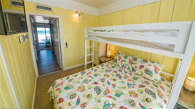 3400 Sandfiddler RD, Virginia Beach, VA 23456