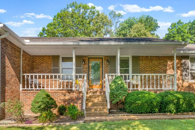 4003 S Windsor Ct, Springfield, TN 37172