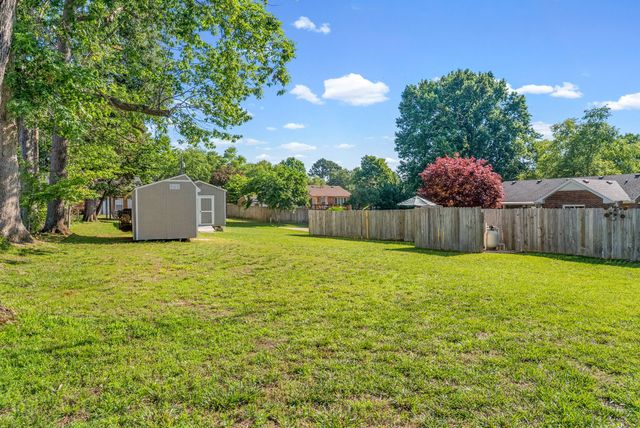 4003 S Windsor Ct, Springfield, TN 37172