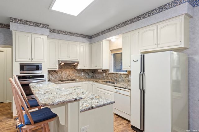 237 emerald, Fredericksburg, TX 78624