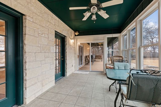 237 emerald, Fredericksburg, TX 78624