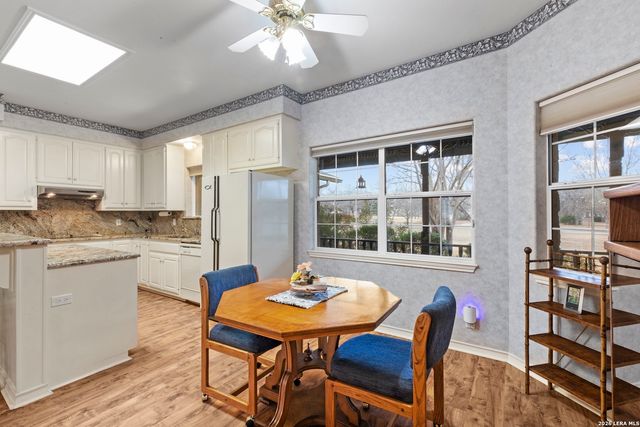 237 emerald, Fredericksburg, TX 78624